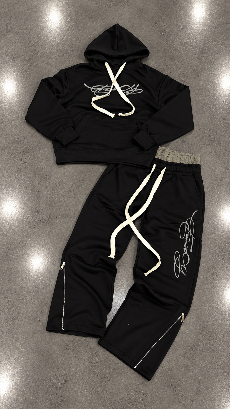 TRACKSUIT DOUBLE COMFY