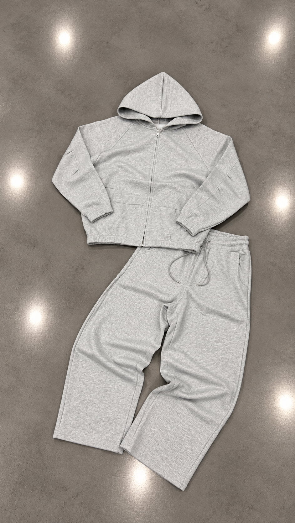 TRACKSUIT SUNDAY