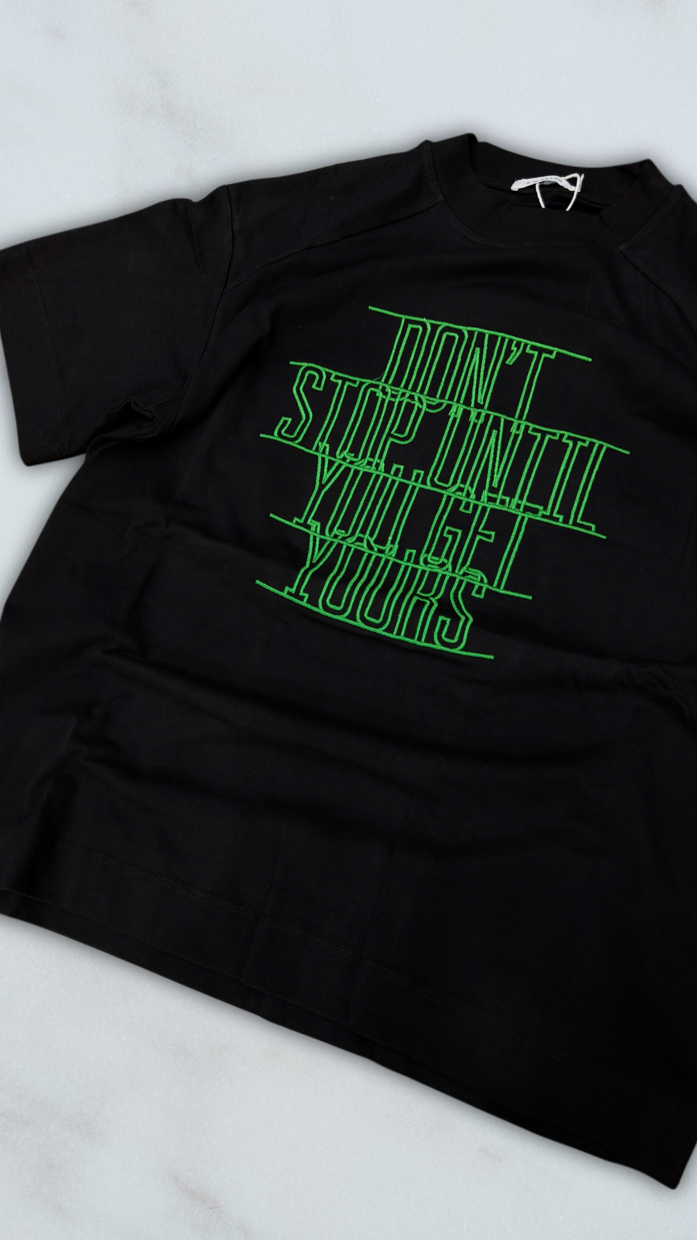 T SHIRT YOURS