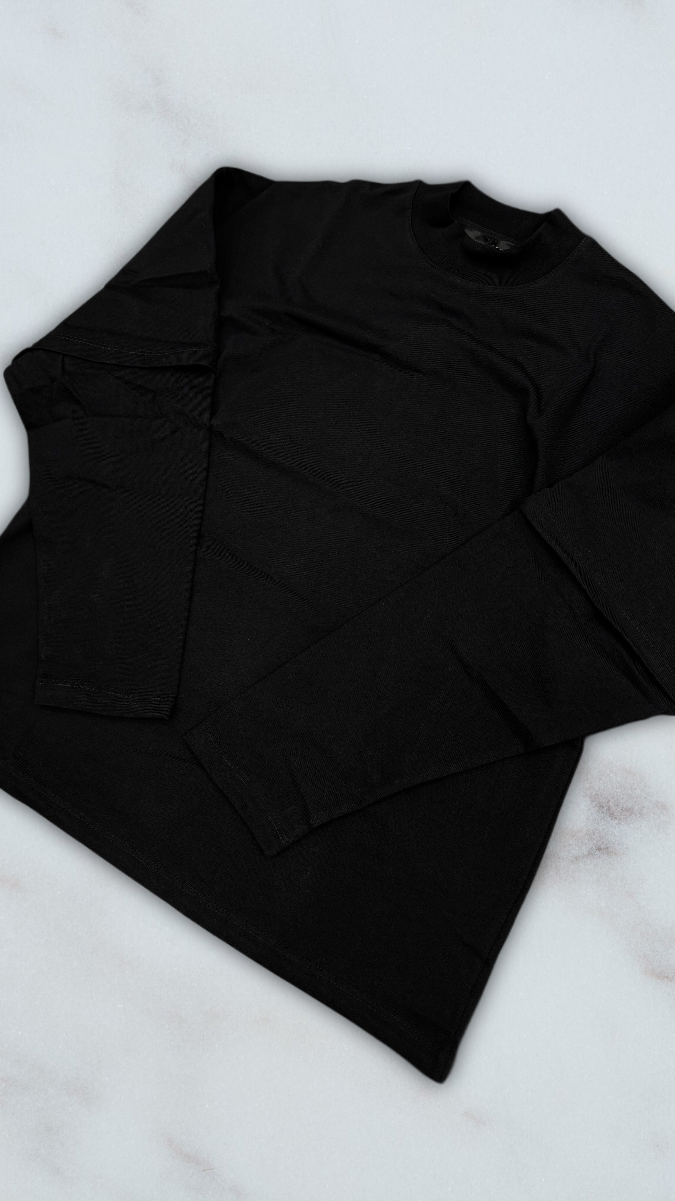 LONGSLEEVE BASIC BLACK