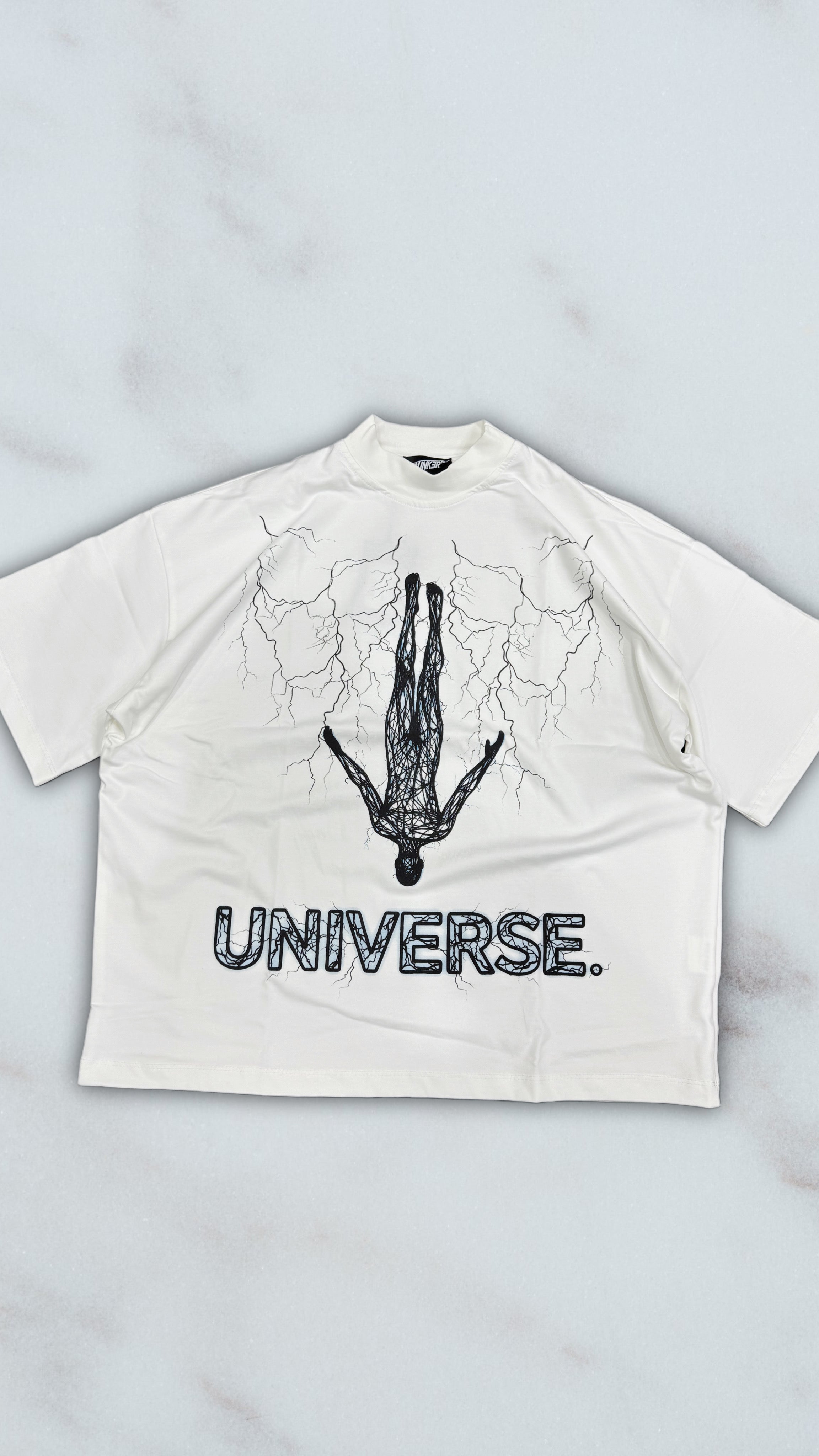 T SHIRT UNIVERSE BUNKER