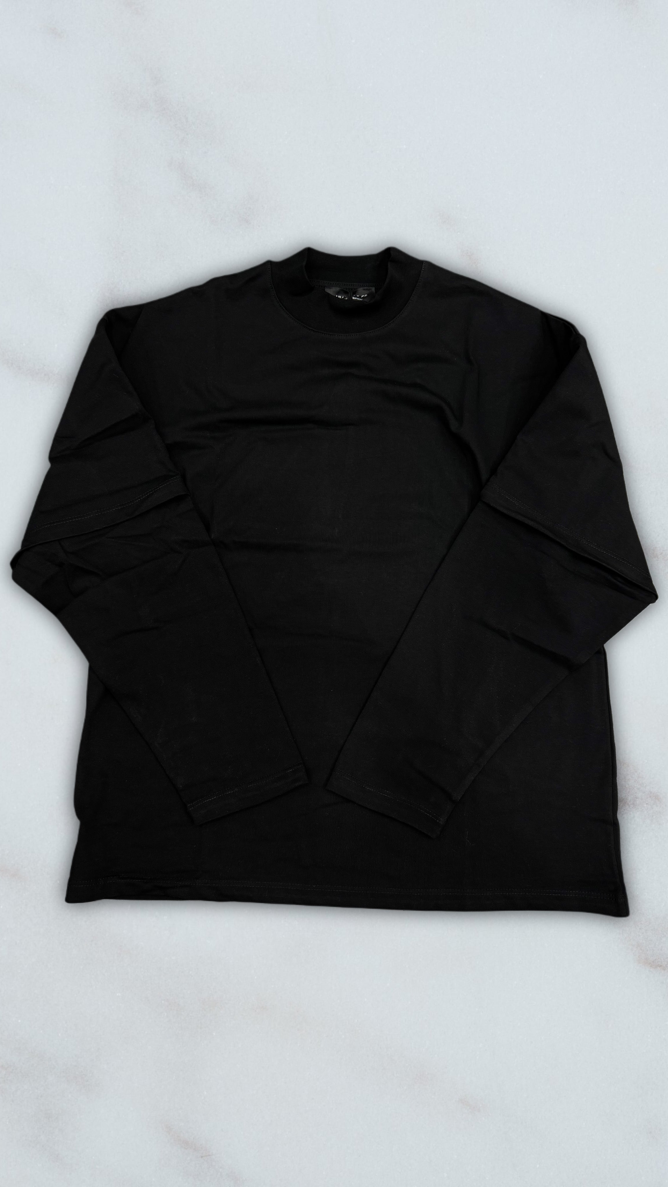 LONGSLEEVE BASIC BLACK
