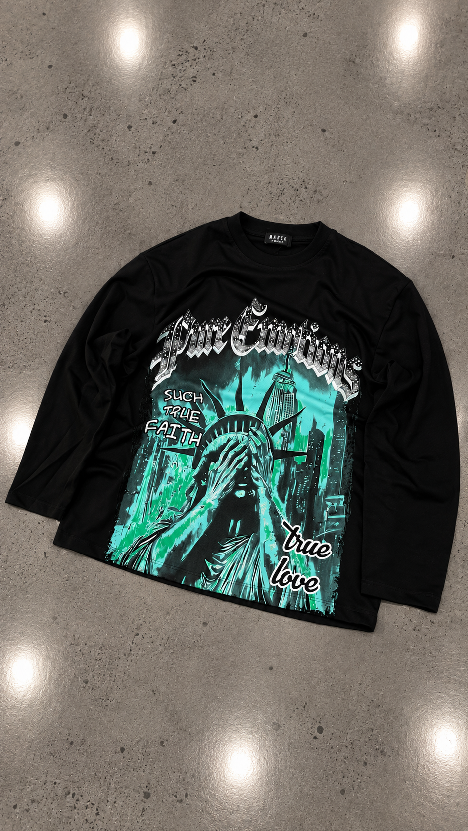 LONGSLEEVE  TRUE