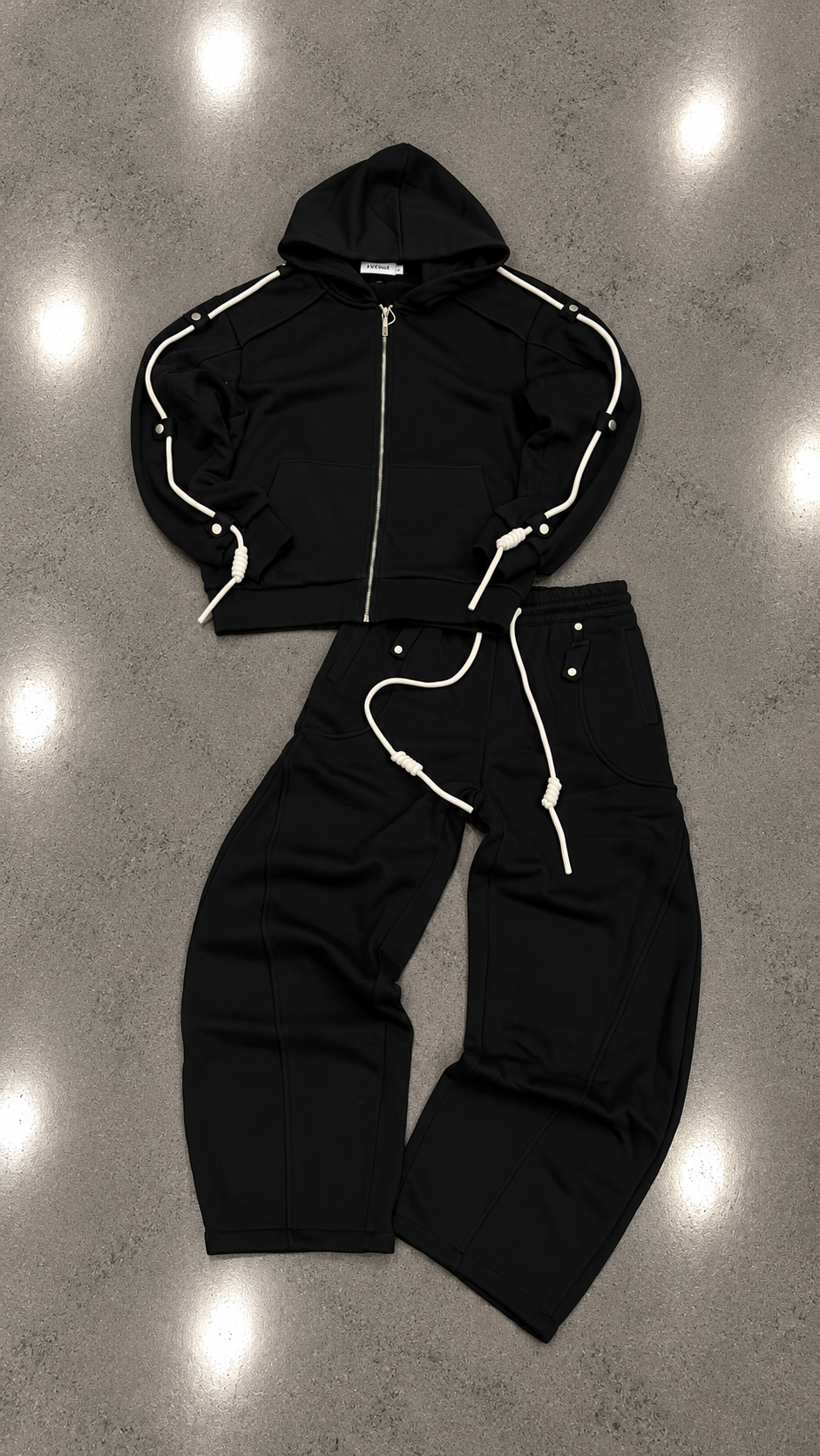 TRACKSUIT ALASKA